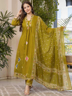 Sm olive green printed kurta set